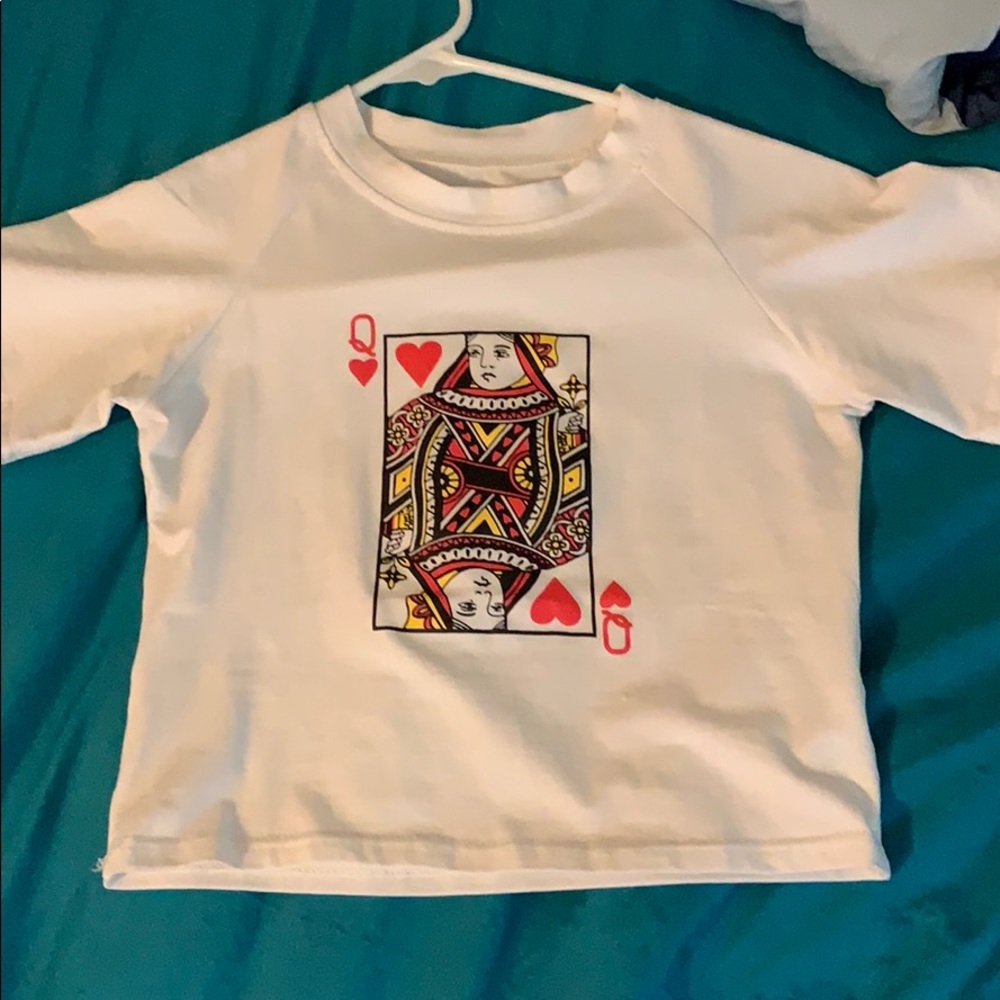Queen of hearts tee shirt
